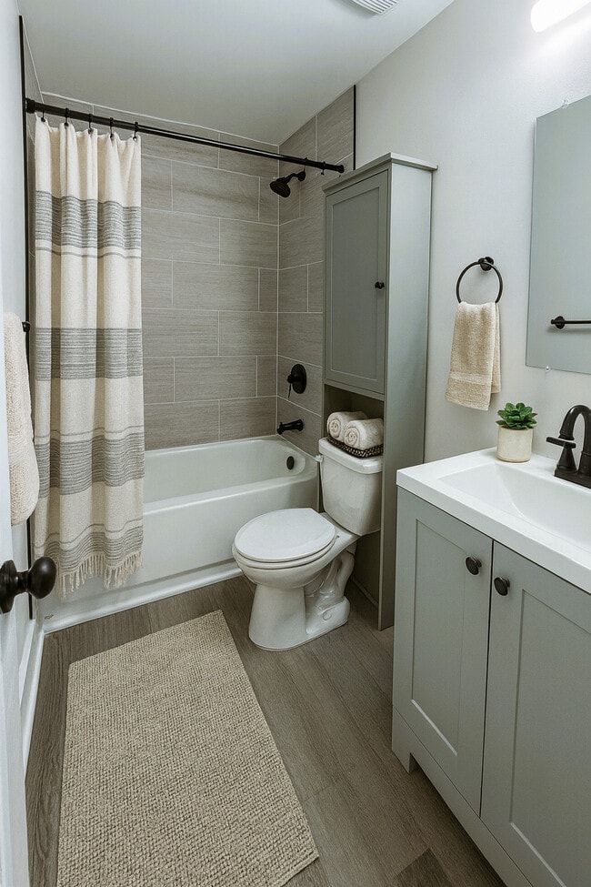 NEW Deluxe Bathroom