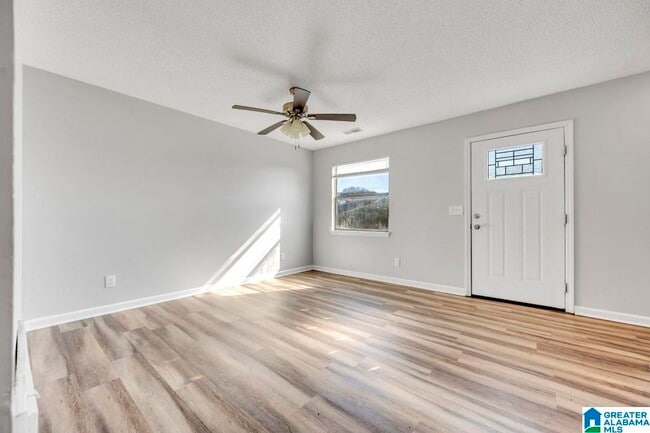 Photo - 5530 St James St