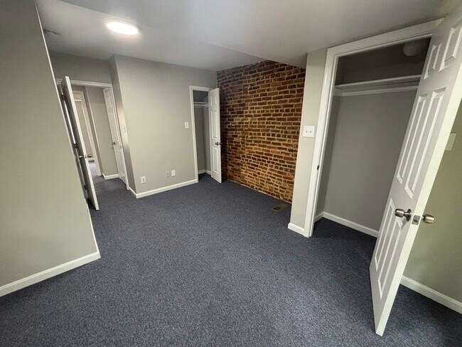 2 bedroom home with Balcony