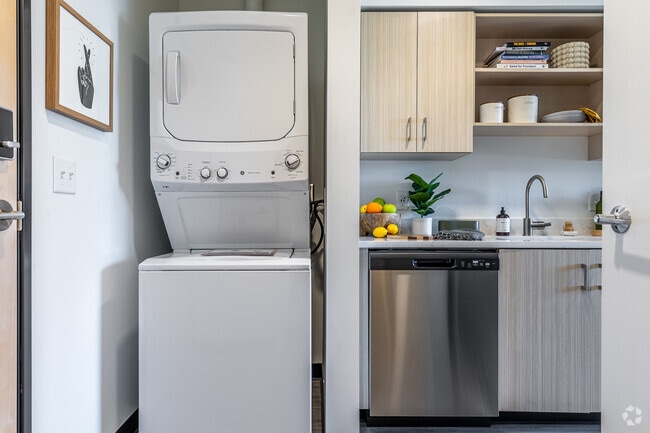 0BR, 1BA - 350SF