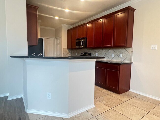 Photo - 24610 Folkstone Cir Condo