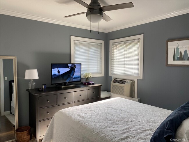 Photo - 326 Edmunton Dr Unit L7