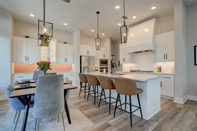 Photo - 3603 Kensington Gdns Ln