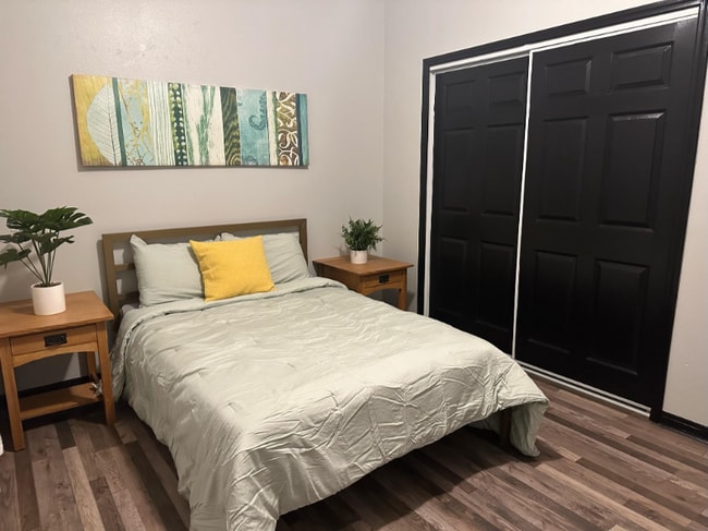 Photo - 1806 Superior Ct