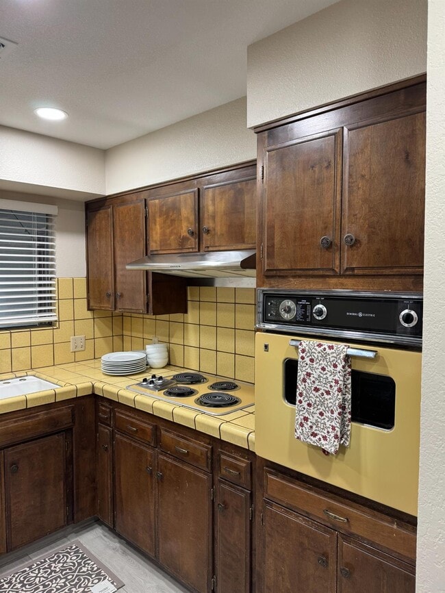 Photo - 497 E North Way