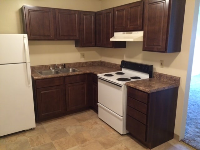 Sunset Hills Apartments