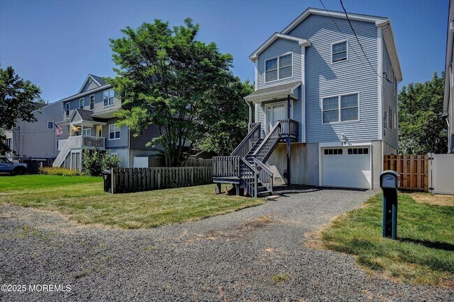 Photo - 15 Griggs Ave