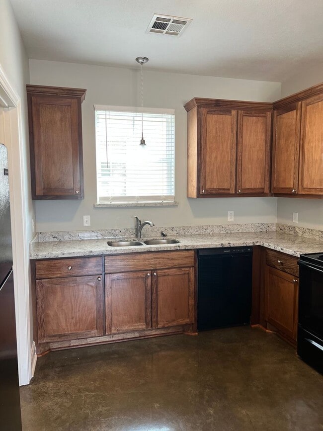 Photo - 2 bedroom 1 bathroom available for rent