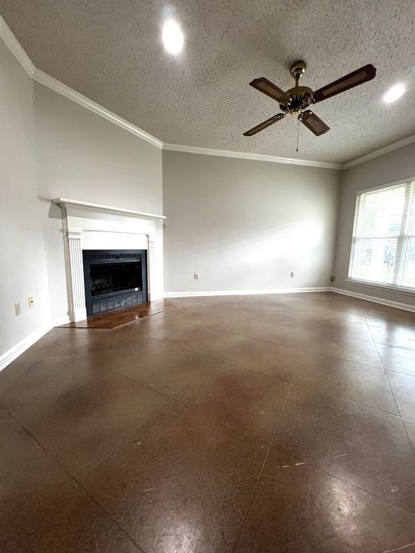 Photo - 1741 Twisted Oak Ln