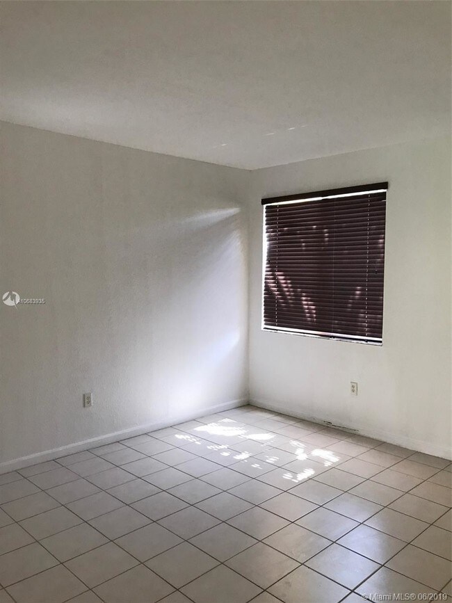 Photo - 2830 SE 16th Ave