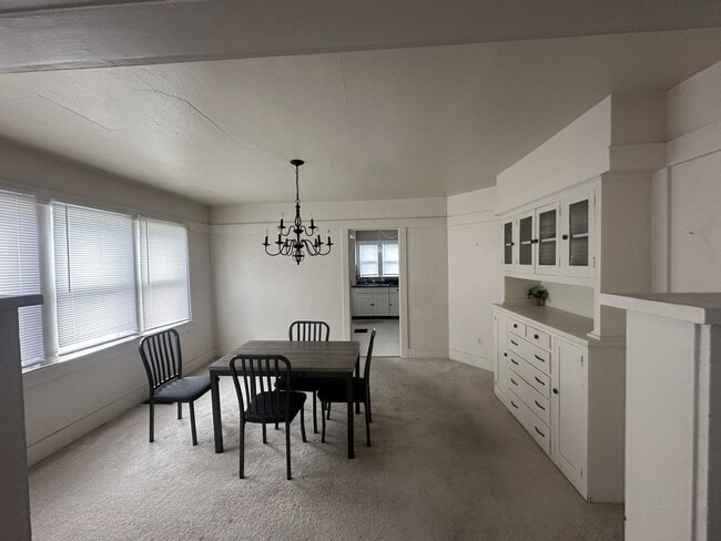 Photo - 707 N Orchard St