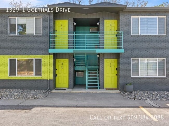 Photo - 1329 Goethals Dr