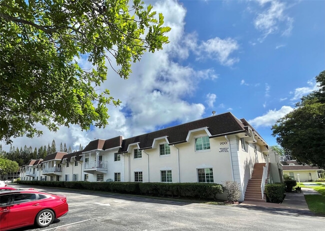 Building Photo - 700 SE 2nd Ave Unit 416