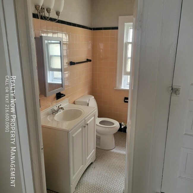 Photo - 1637 Eddington Rd Unidad 1