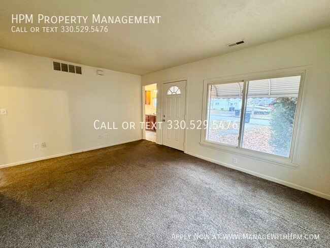 Photo - 1062 Merton Ave