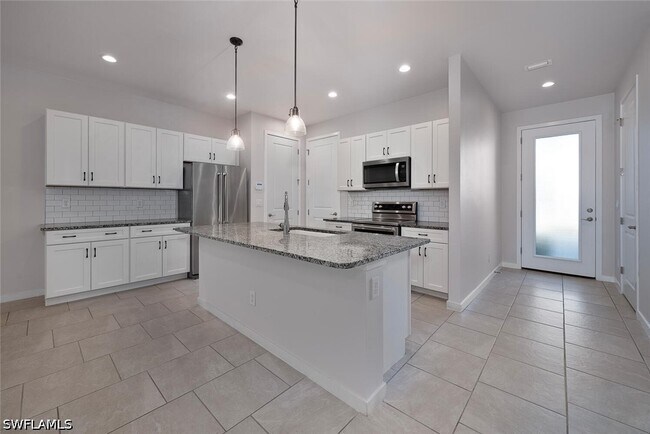 13010 Pembroke Dr