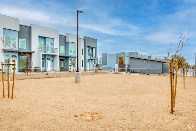 Dog Park - Townes at Peace Way