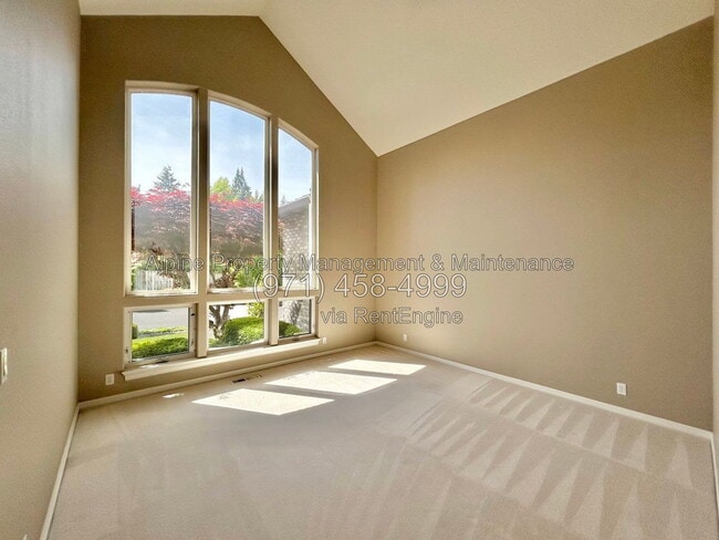 Photo - 820 NW Pebble Beach Way