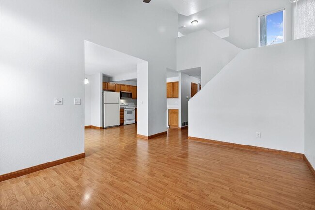 Photo - 151 Crabapple Dr