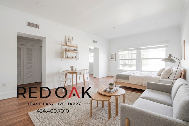 Building Photo - 6533 Hollywood Blvd Unit 404