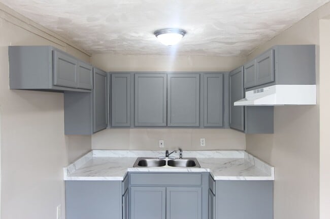 Photo - New On The Market! Fresh New Updates!! Bet...