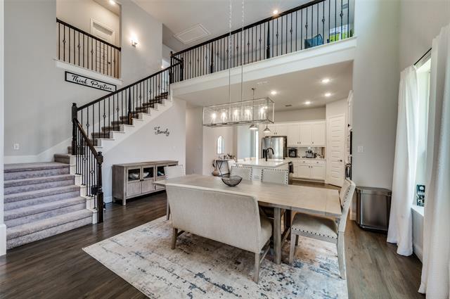 333 Foxthorne Way