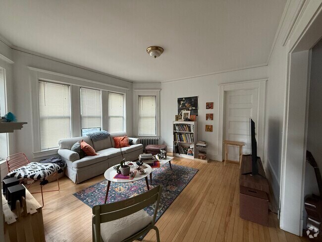 Building Photo - 95 Prescott St Unit 84-1 Rental