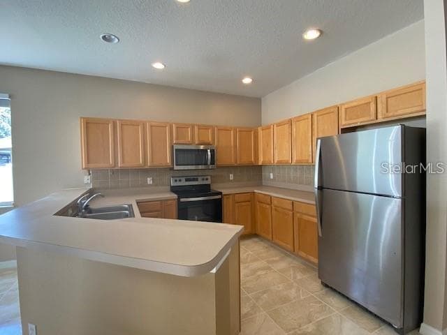 4905 Alavista Dr