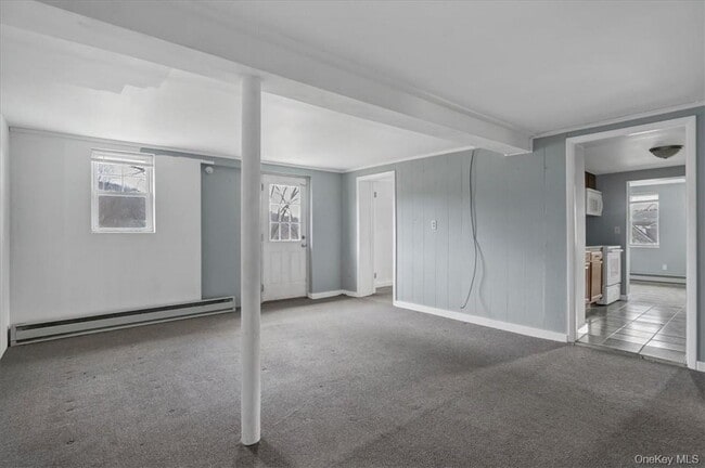 Photo - 492 Black Meadow Rd