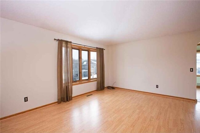 Photo - 14769 Endicott Way