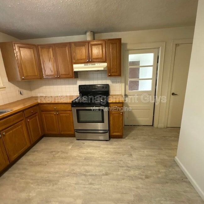 Photo - 3955 N Girard Ave