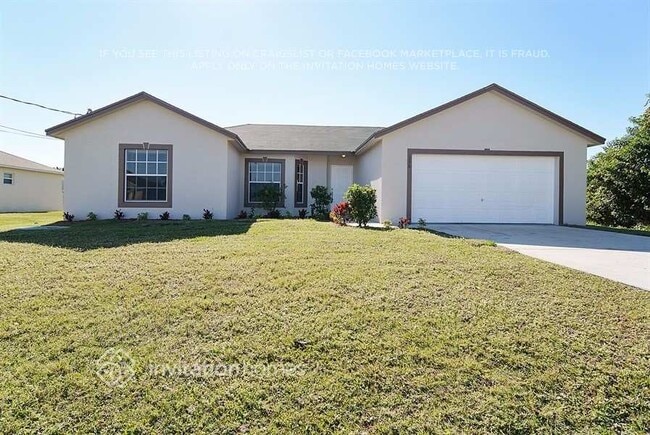 Photo - 356 SW Fig Ave