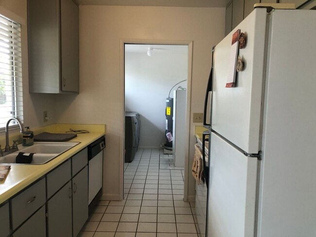 Photo - Check out this cozy long term UNFURNISHED freshly painted gem! In Leisure World a 45+ Active Adul...