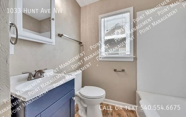 Photo - 1033 Hunt Ave NW