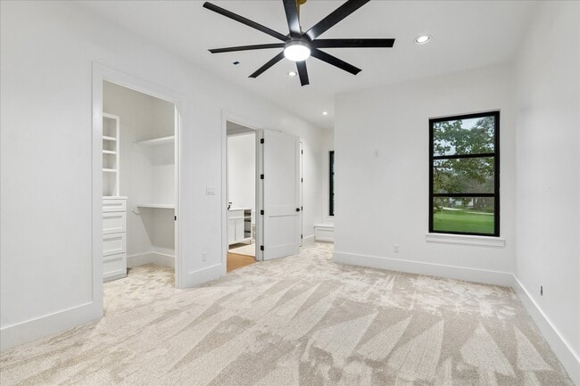 Photo - 5 Buttonbush Ct