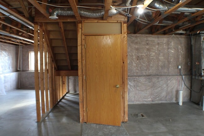 Photo - Three bed 2 bath townhome $1750/mo.