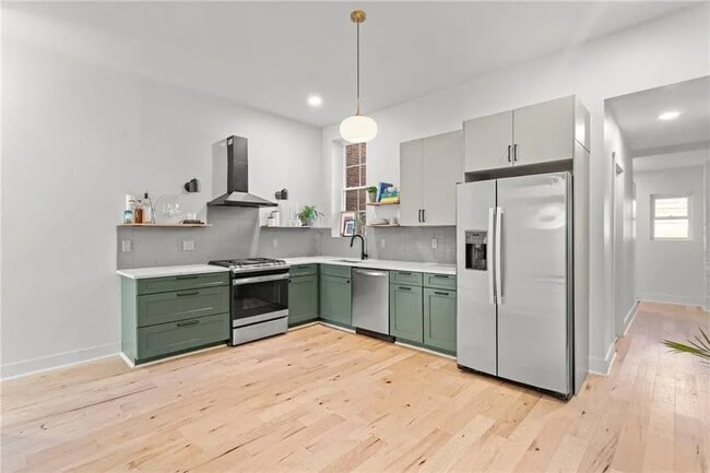 Photo - 2011 Forbes Ave