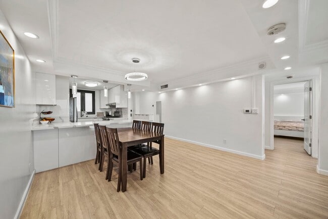 Photo - 1600 Ala Moana Blvd Unit 3702