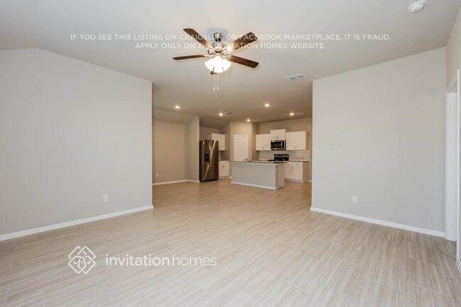 Photo - 413 Blanco Dr