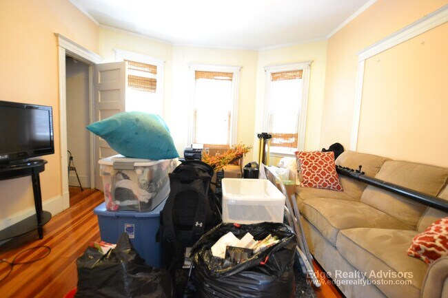 Photo - 54 Donnybrook Rd Unit 1