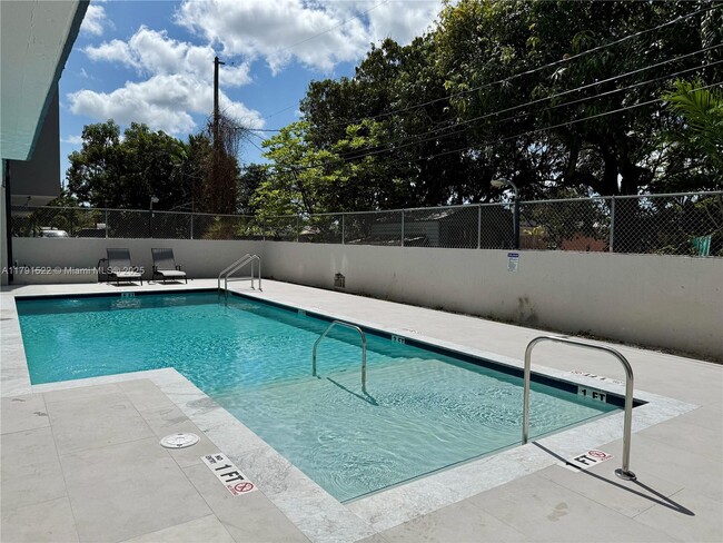 Photo - 30 E 39th St Unit 217