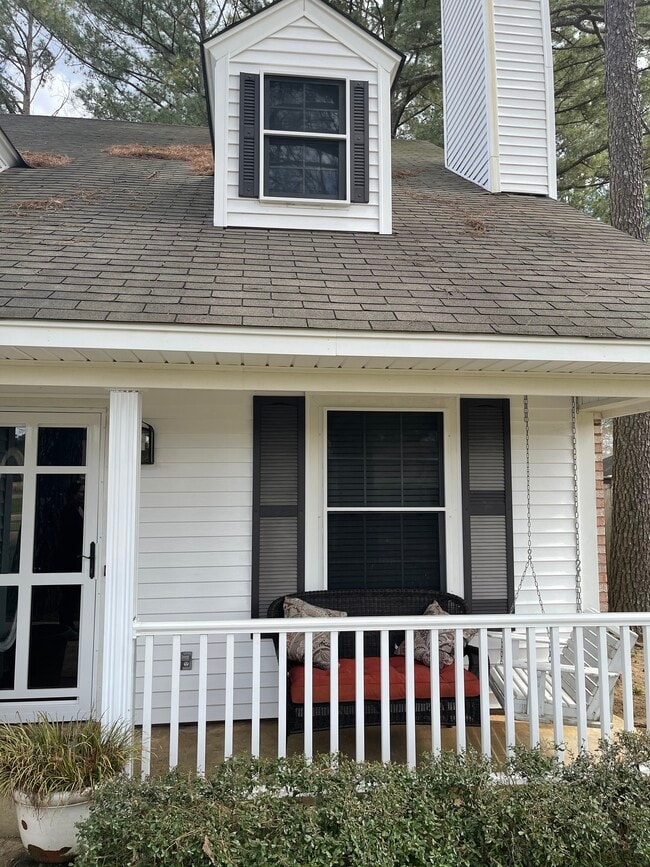 Photo - 102 Riverbend Dr