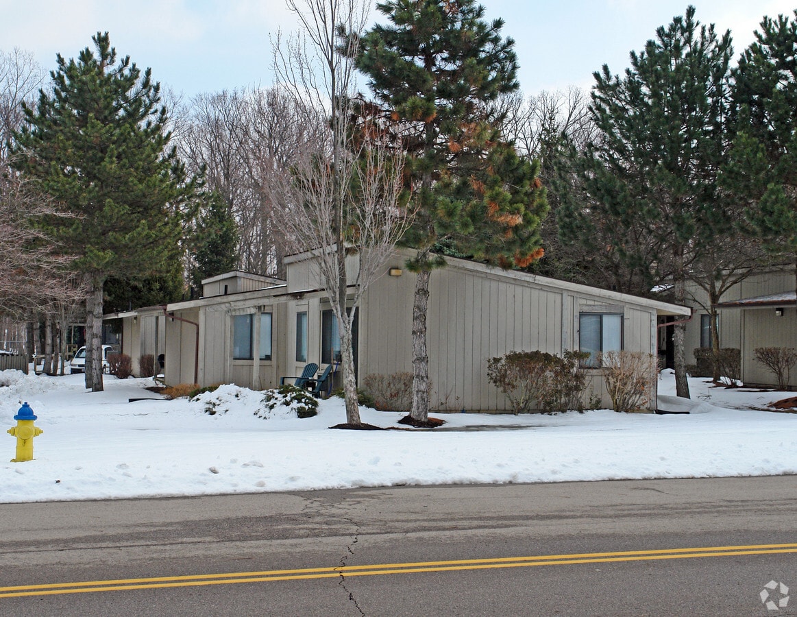 Devon Glen Apartments - Devon Glen Apartments