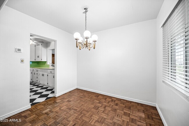 Photo - 4039 E Cambridge Ave