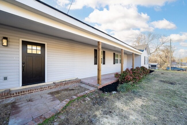 Photo - 640 Mission Ridge Rd