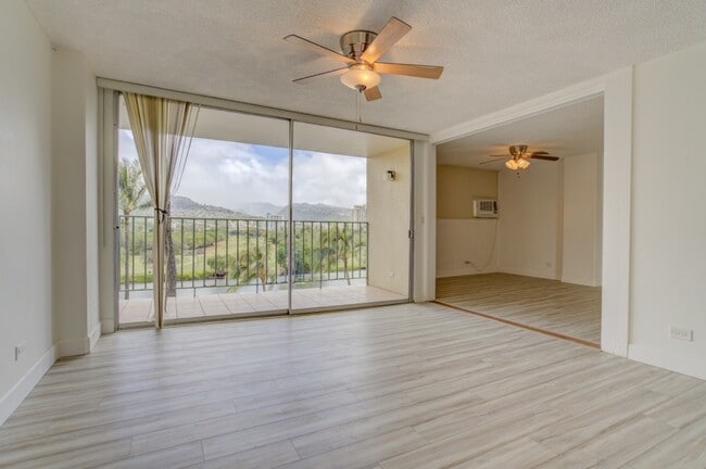 2355 Ala Wai Blvd