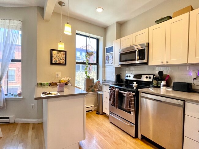 Photo - 33 Hanson St Unit 4