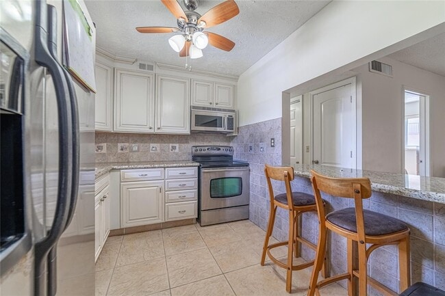 Photo - 701 Lori Dr Unit 205