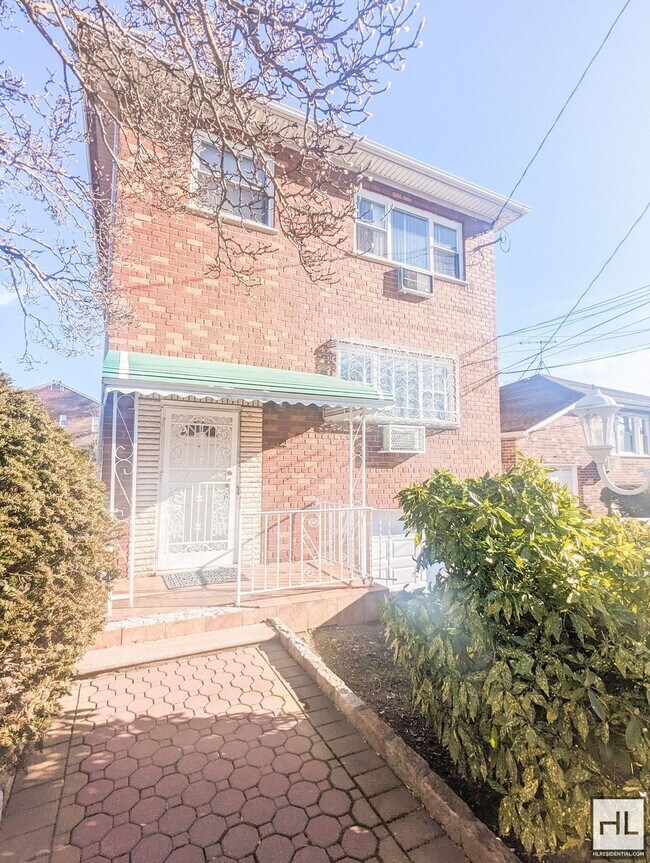 Photo - MICKLE AVENUE Unit 1