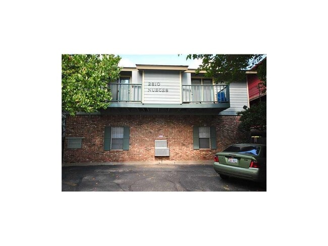 Building Photo - 2810 Nueces St Unit 102 Rental